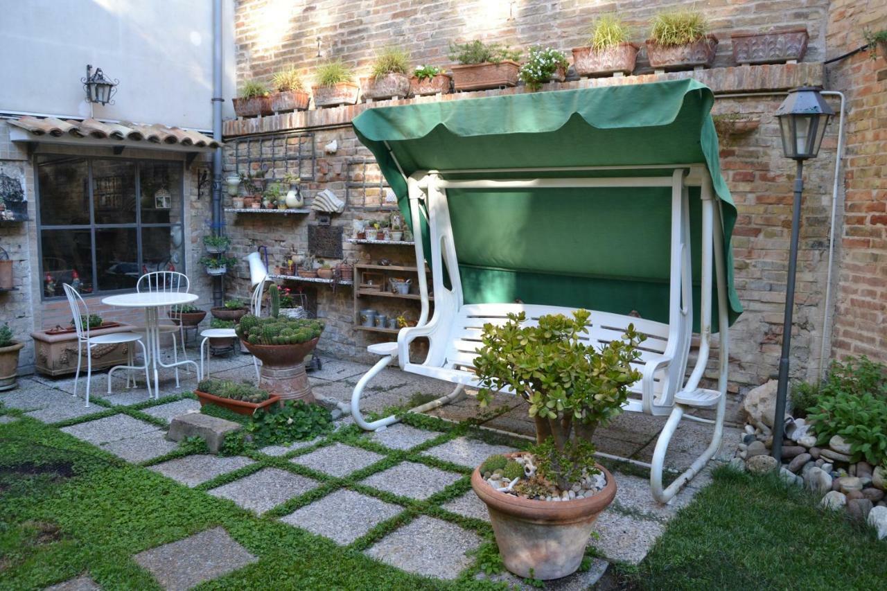 Bed and Breakfast Il Giardino Roccioso Равенна Екстер'єр фото